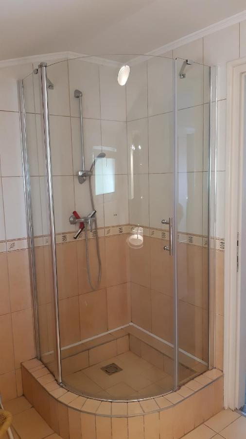 Andi Apartman Appartement Gyula Buitenkant foto